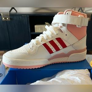 Adidas Originals Forum 84 Hi-Tops (M6/W7)
